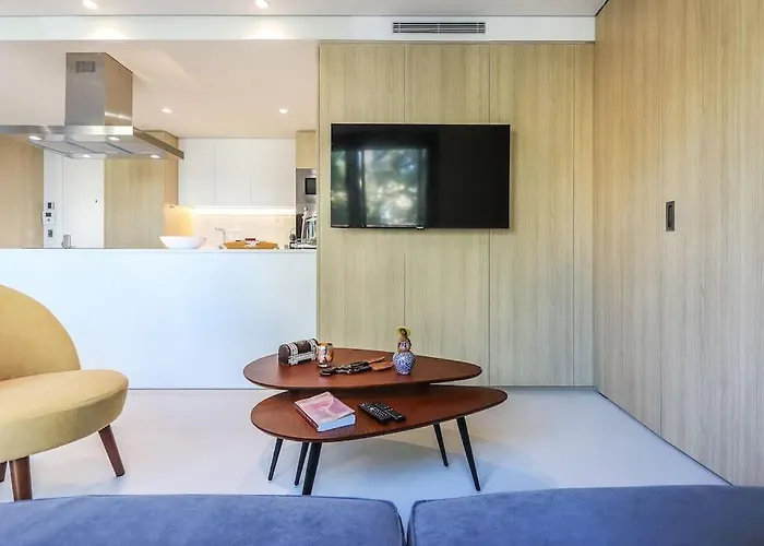 Marques Pombal 2 Bed Lisboa