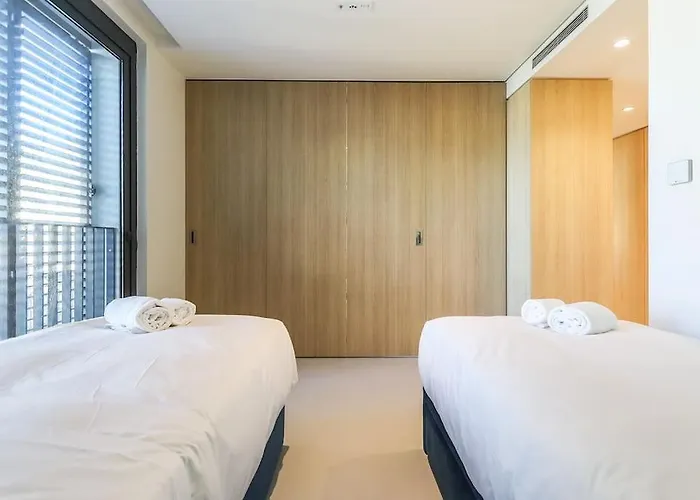 Marques Pombal 2 Bed * Lisboa