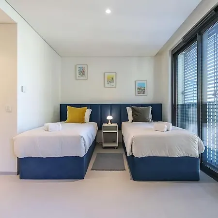 Marques Pombal 2 Bed * リスボン