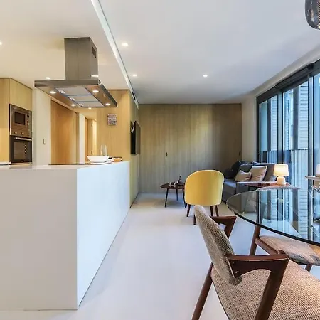 Appartement Marques Pombal 2 Bed *